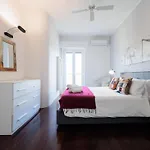 Urban House View 2 - Navigli Apartment *