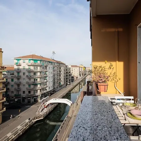 Urban House View 2 - Navigli * Milano